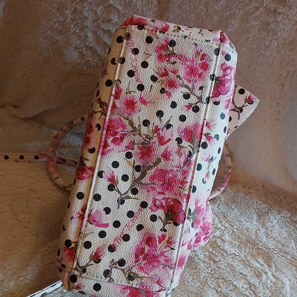 🌺 LIKE NEW Betsey Johnson Floral Polka Dot Shoulder/Crossbody Bag - Picture 9 of 16